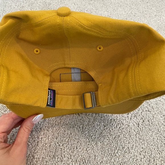 Two Patagonia Hats - Picture 2 of 5